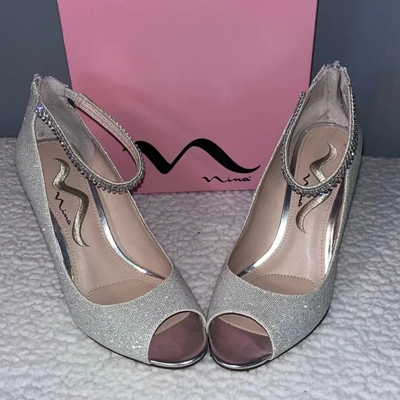 💎6.5 NINA BLING SHOWS💎 - Picture 10 of 14